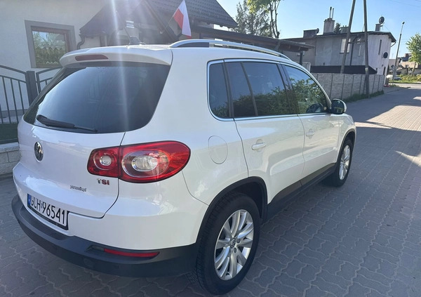 Volkswagen Tiguan cena 32900 przebieg: 135838, rok produkcji 2008 z Czersk małe 191